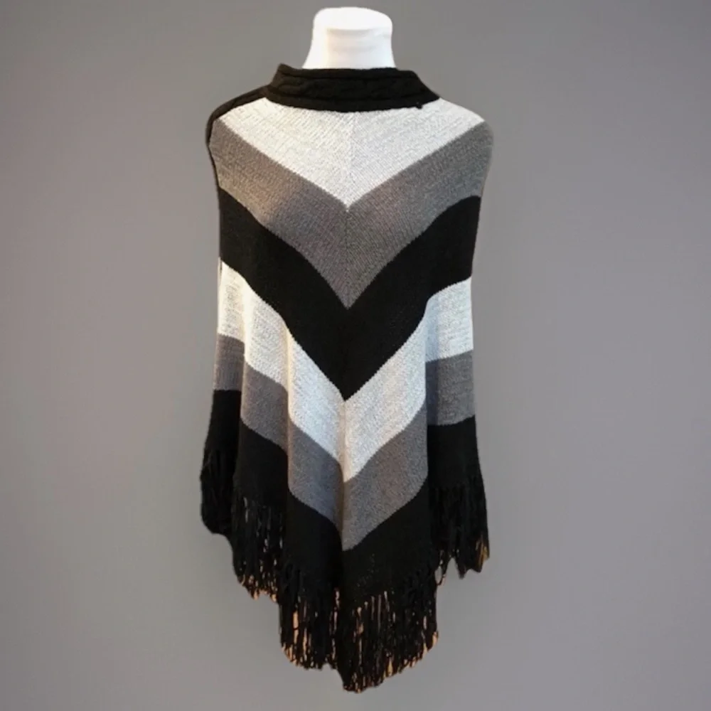 Vintage Nlavk Gray/s Fringe Knit Poncho Shawl Cape